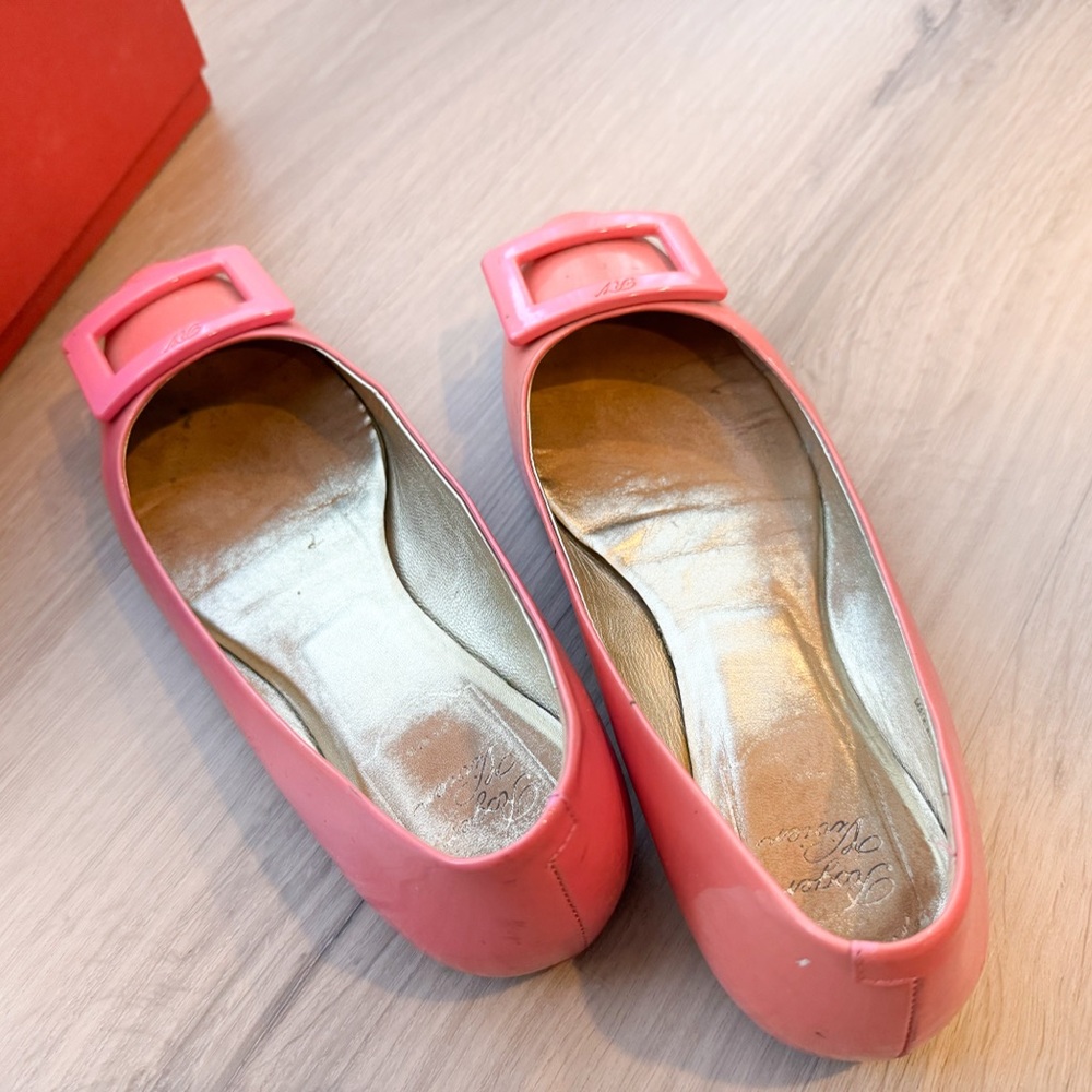 Authentic Roger Vivier Pink Gommette Flats - Picture 5 of 9